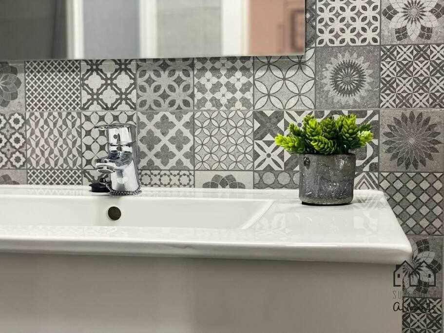 ¨Casa Trigate¨ Diseno Y Comfort En Pleno Centro Alicante Esterno foto